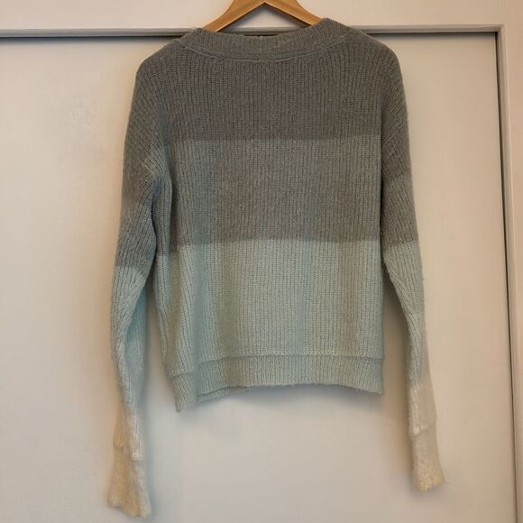 Free People Autumn Sky Pullover Sweater Cloud Combo Large Gray Light Blue Casual - Picture 5 of 6